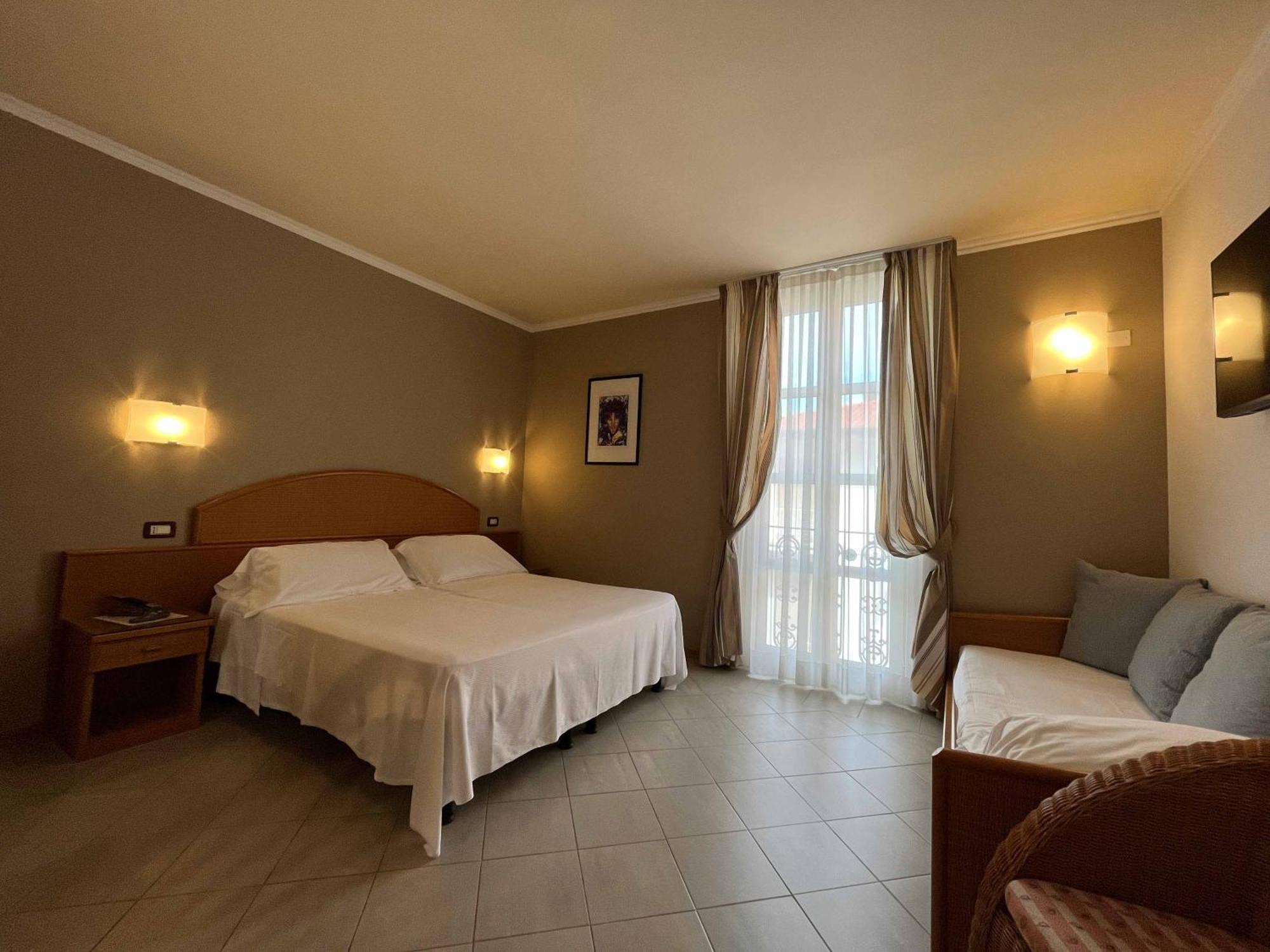 Hotel Regina Forte dei Marmi Exterior foto